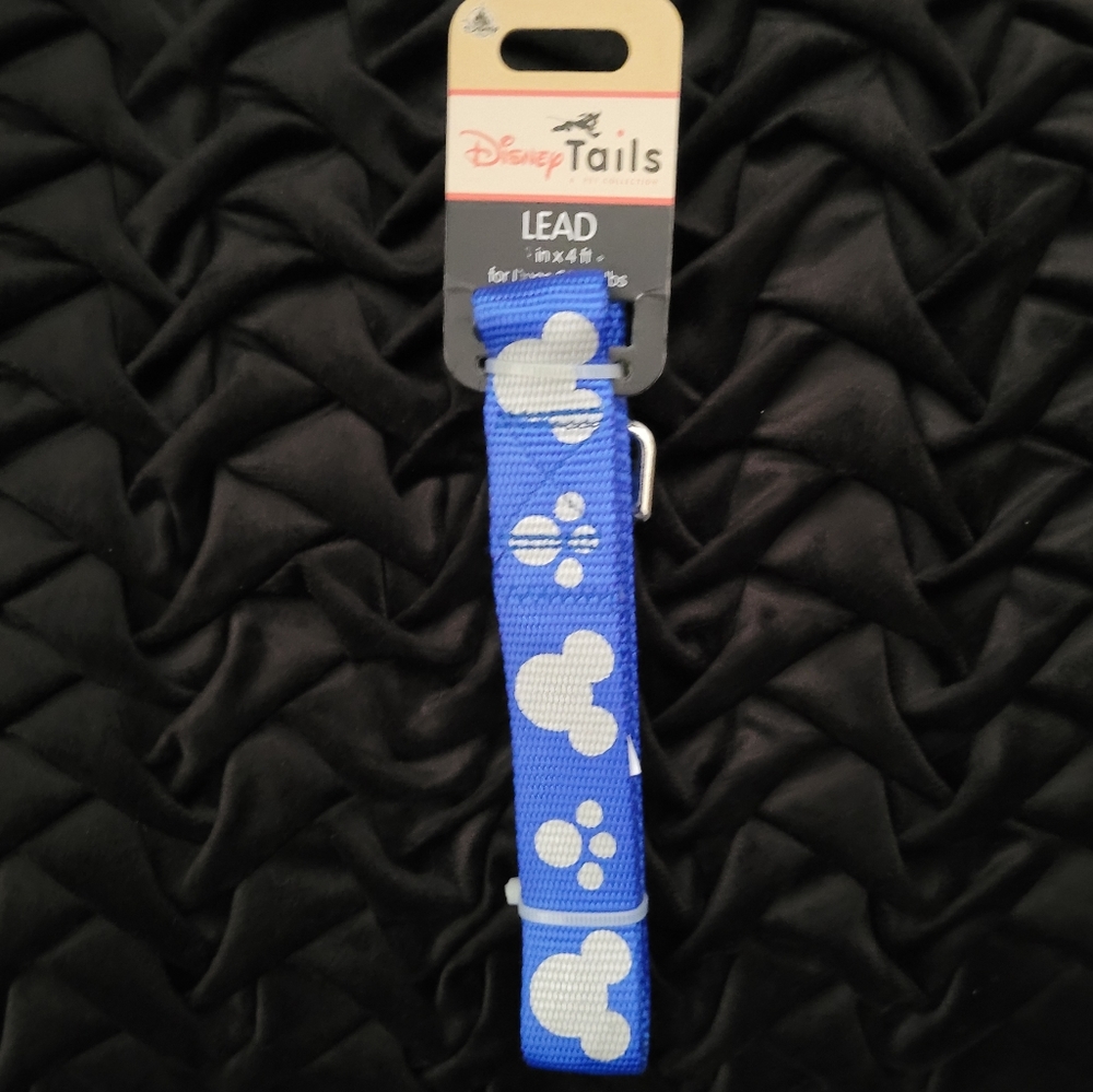 DISNEY TAILS LEAD BLUE MICKEY PAW PRINT DOG LEASH